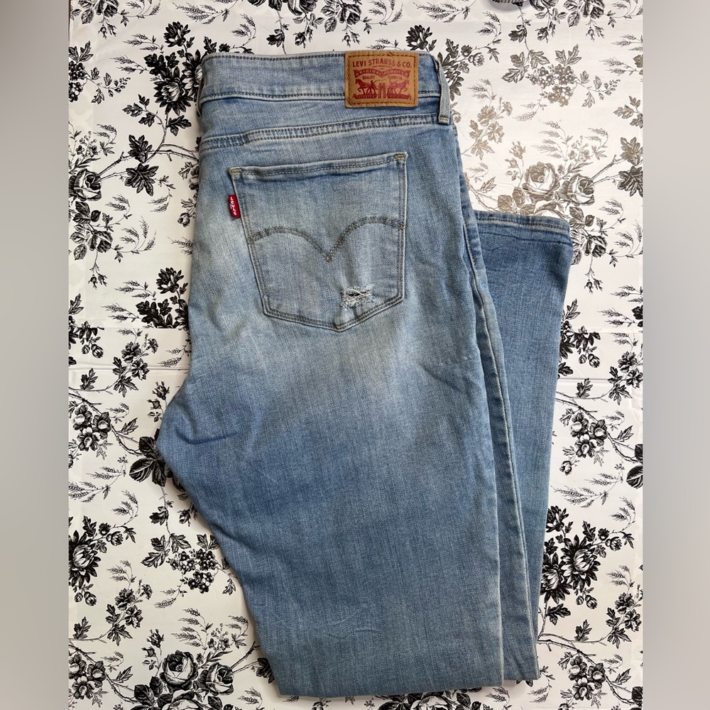 Levis 711 Skinny Jeans Womens Blue Denim Light Wash Stretch Distressed